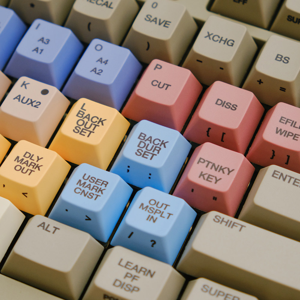 FBB Keycaps S9000 Retro Style  - Retro Gaming Keyboard review and price